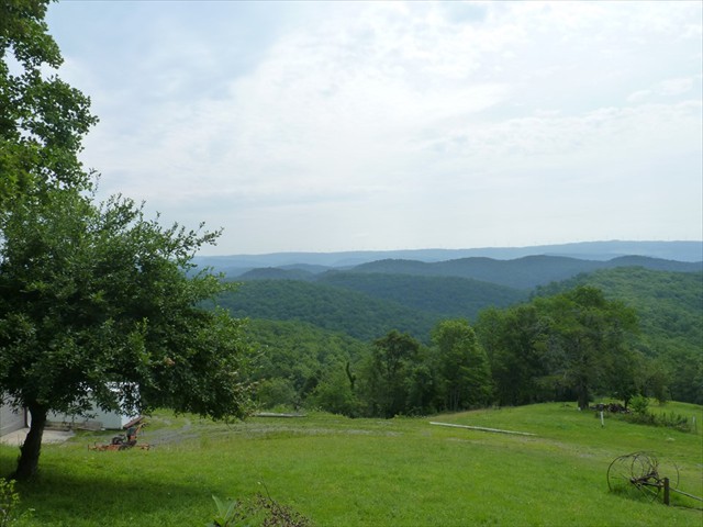 Looking East over the Horseshoe Rund drainage.